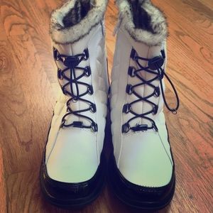 Totes Fur-lined Rain Boots